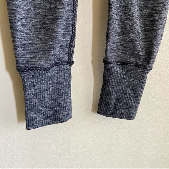 Athleta Excursion Grey Tight Jogger Legging Hybrid - Picture 5 of 11